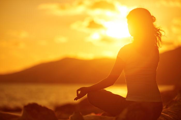 a-woman-meditating a-woman-meditating